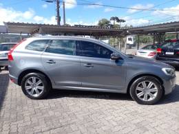 VOLVO - XC60 - 2016/2017 - Cinza - R$ 110.000,00