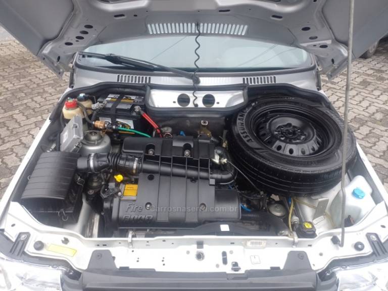 FIAT - UNO - 2008/2009 - Prata - R$ 27.900,00