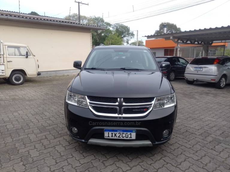 DODGE - JOURNEY - 2014/2015 - Preta - R$ 68.500,00