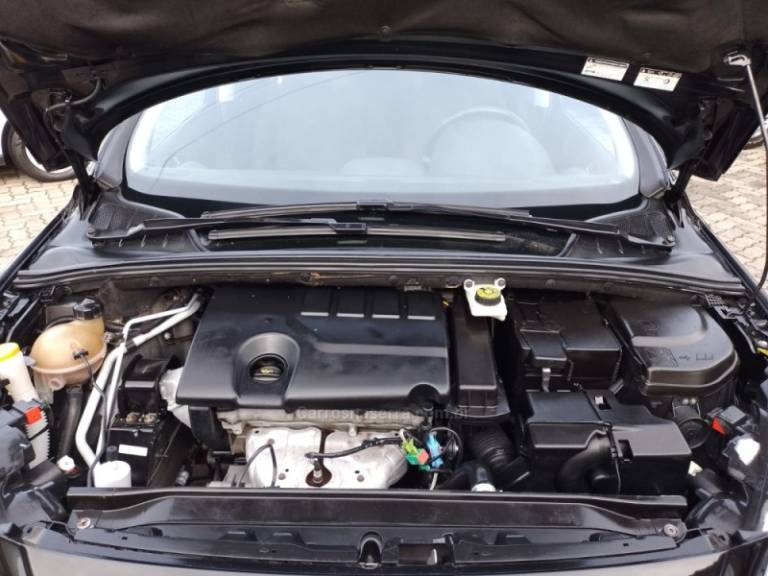 PEUGEOT - 308 - 2013/2014 - Preta - R$ 44.900,00