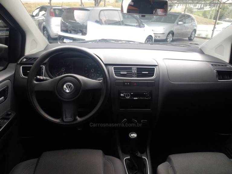 VOLKSWAGEN - FOX - 2012/2012 - Prata - R$ 36.000,00
