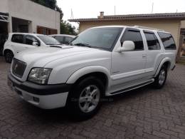 CHEVROLET - S10 - 2005/2006 - Branca - R$ 67.500,00