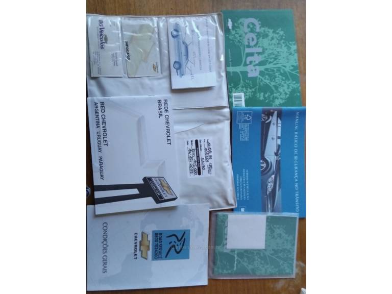 CHEVROLET - CELTA - 2011/2011 - Prata - R$ 34.500,00