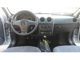 CHEVROLET - CELTA - 2011/2011 - Prata - R$ 34.500,00