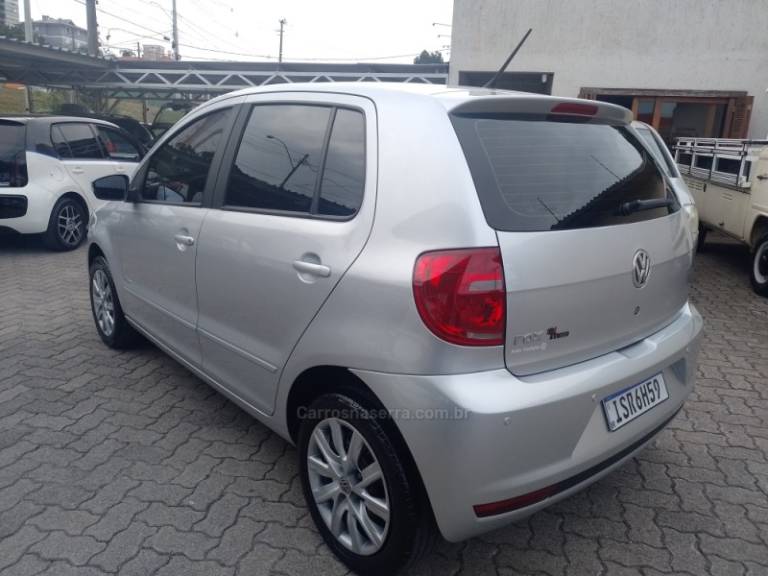 VOLKSWAGEN - FOX - 2012/2012 - Prata - R$ 36.000,00