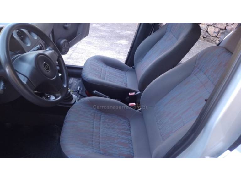 CHEVROLET - CELTA - 2011/2011 - Prata - R$ 34.500,00