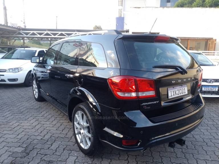 DODGE - JOURNEY - 2014/2015 - Preta - R$ 68.500,00