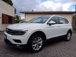 VOLKSWAGEN - TIGUAN - 2019/2019 - Branca - R$ 124.500,00