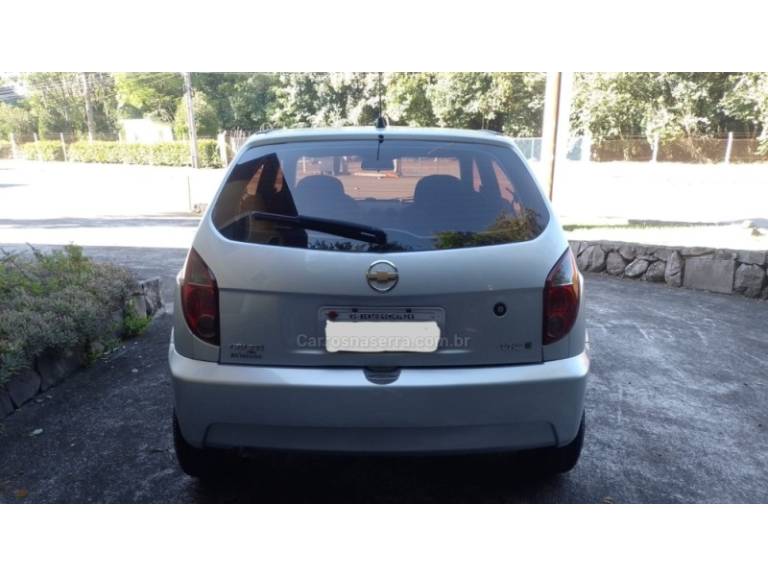CHEVROLET - CELTA - 2011/2011 - Prata - R$ 34.500,00