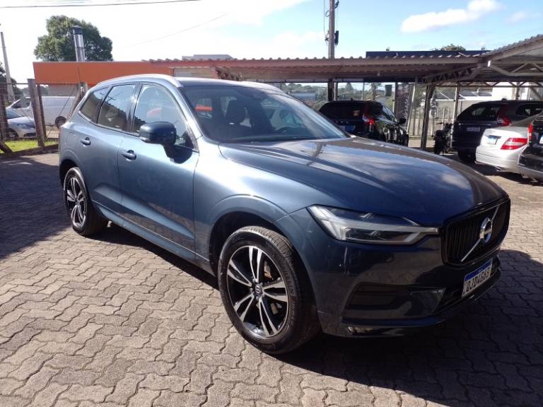 VOLVO - XC60 - 2018/2018 - Azul - R$ 150.000,00