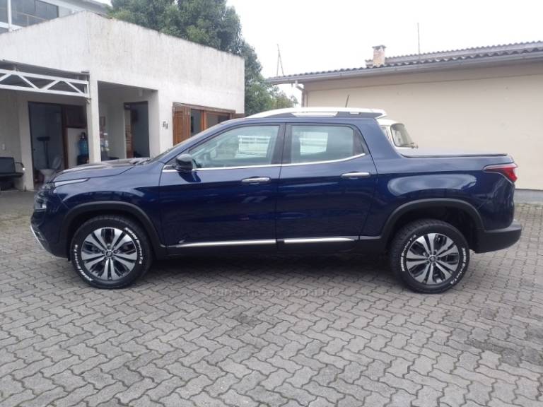 FIAT - TORO - 2022/2022 - Azul - R$ 129.900,00