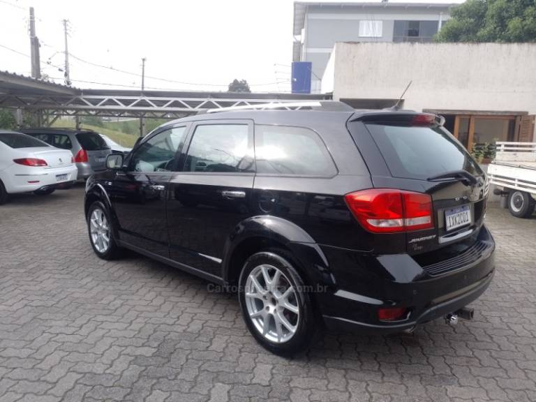 DODGE - JOURNEY - 2014/2015 - Preta - R$ 68.500,00